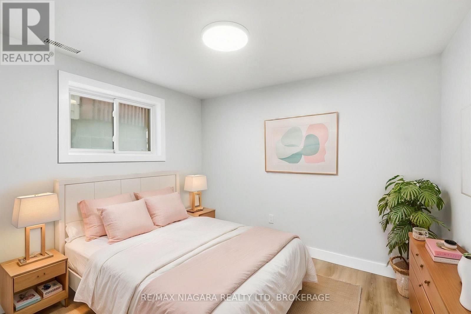 422 Brunswick Street Property Photo 24