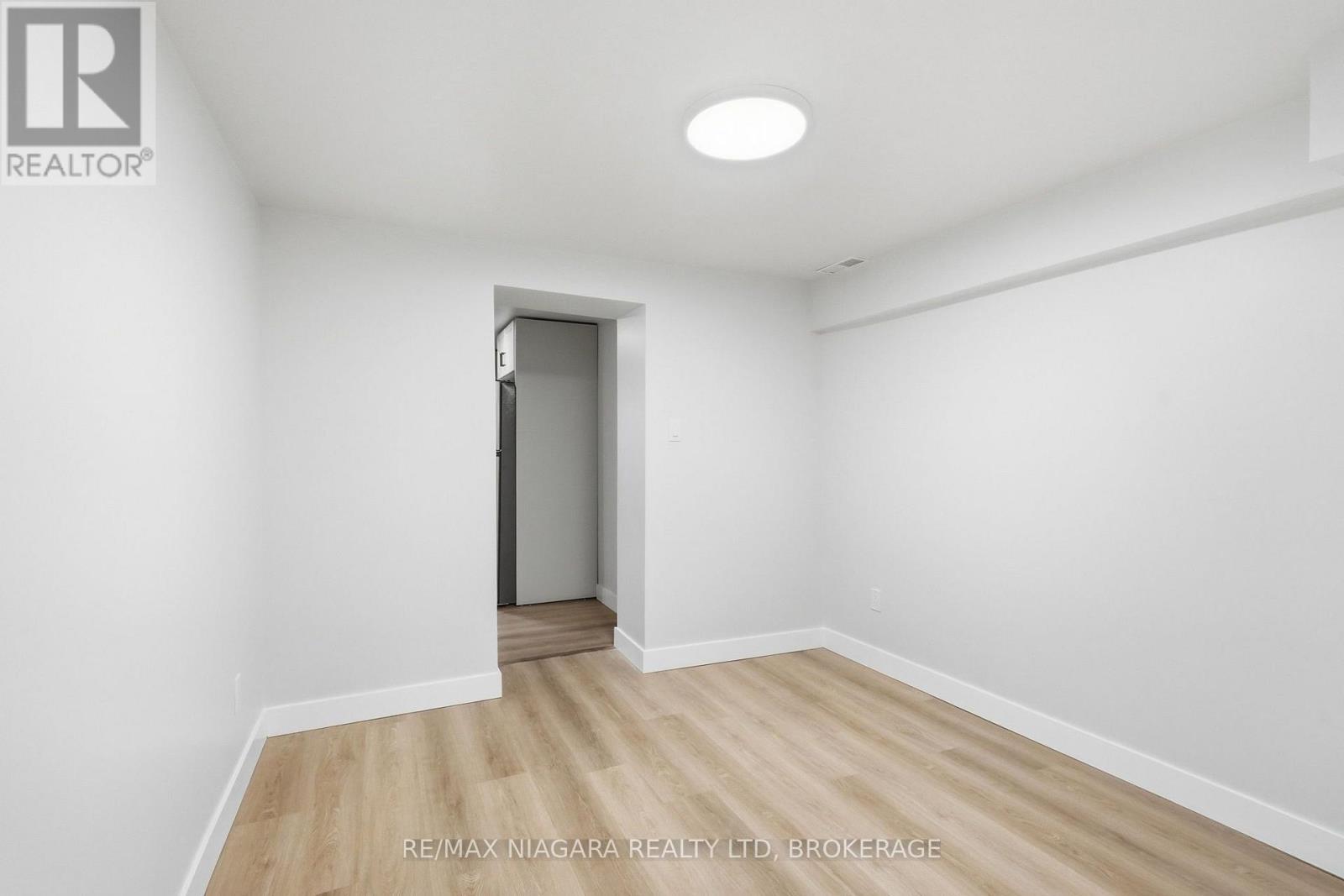 422 Brunswick Street Property Photo 27