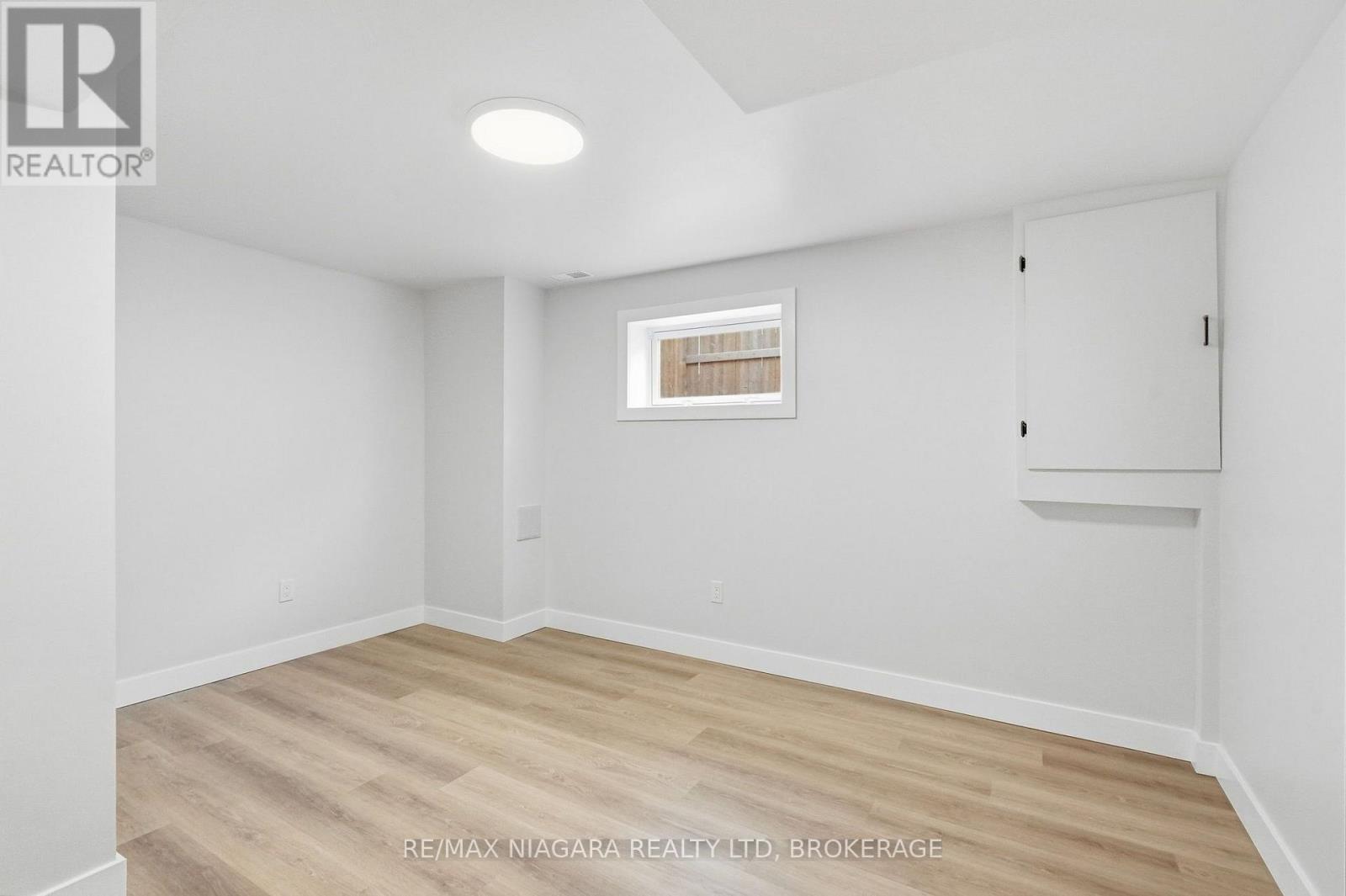 422 Brunswick Street Property Photo 30
