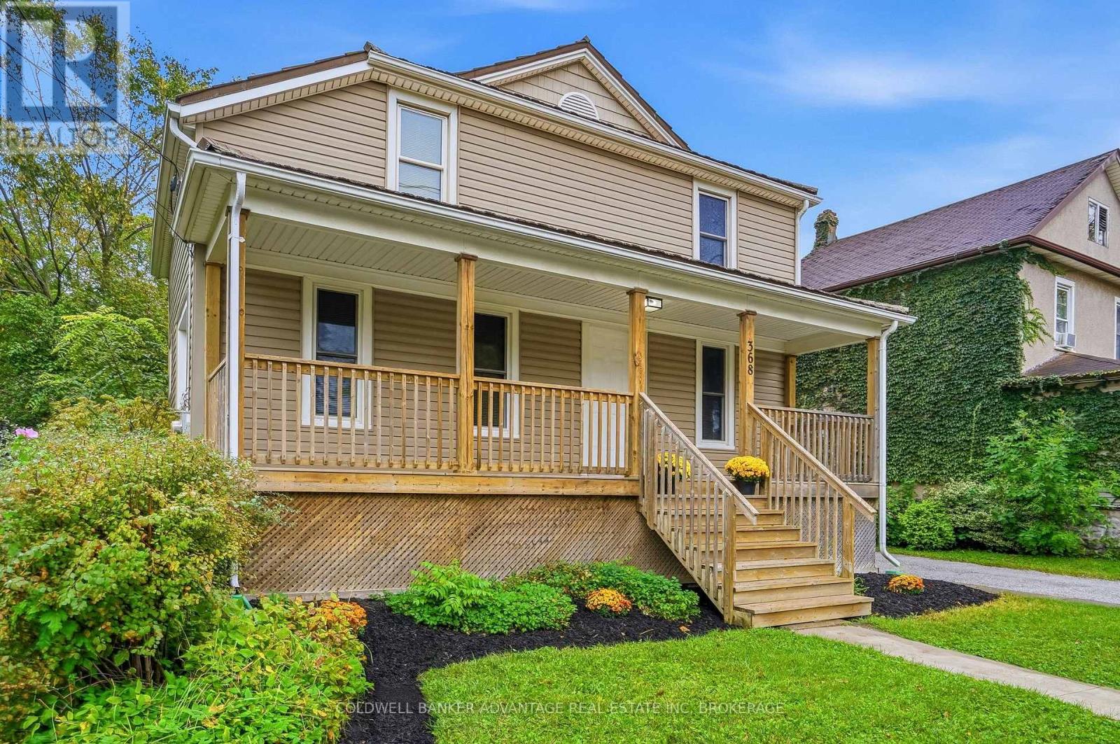 368 Niagara Street Property Photo 3