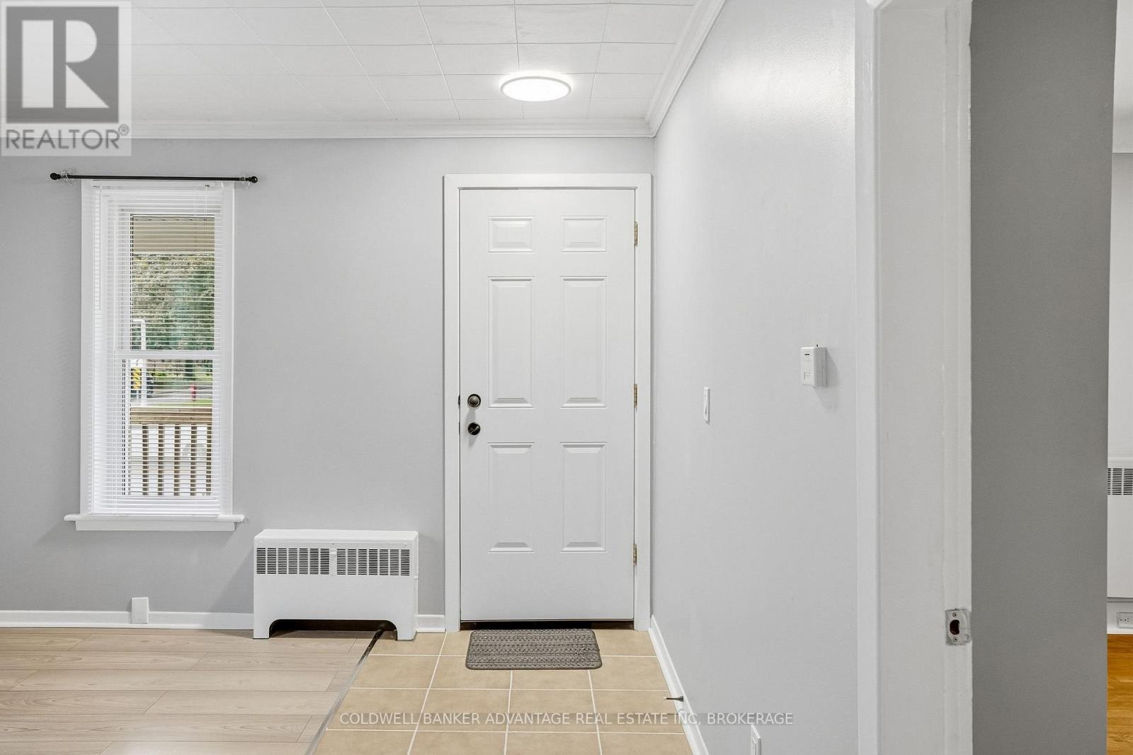 368 Niagara Street Property Photo 7