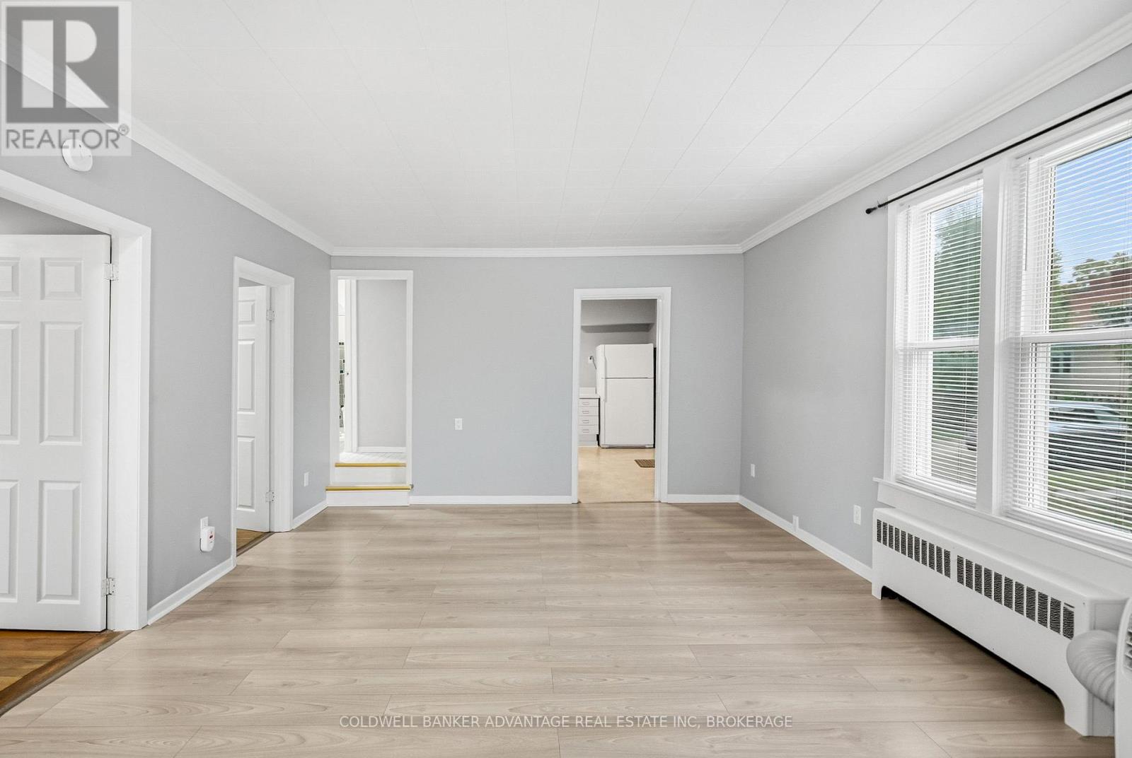 368 Niagara Street Property Photo 8