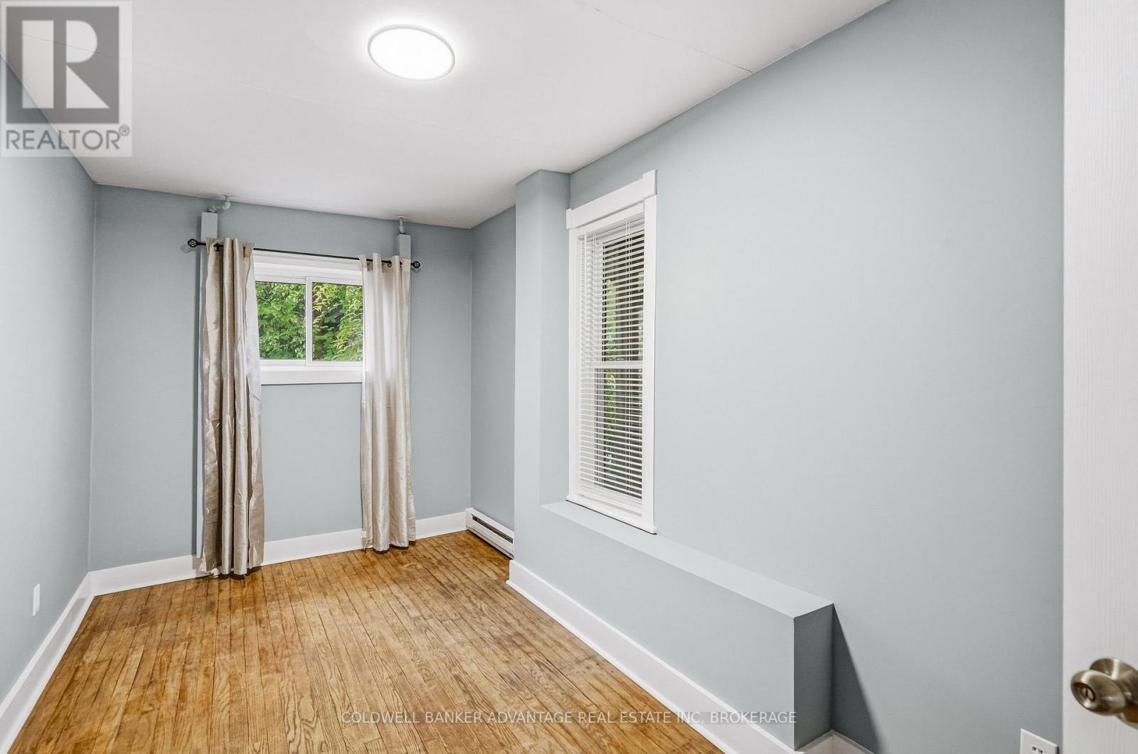 368 Niagara Street Property Photo 16