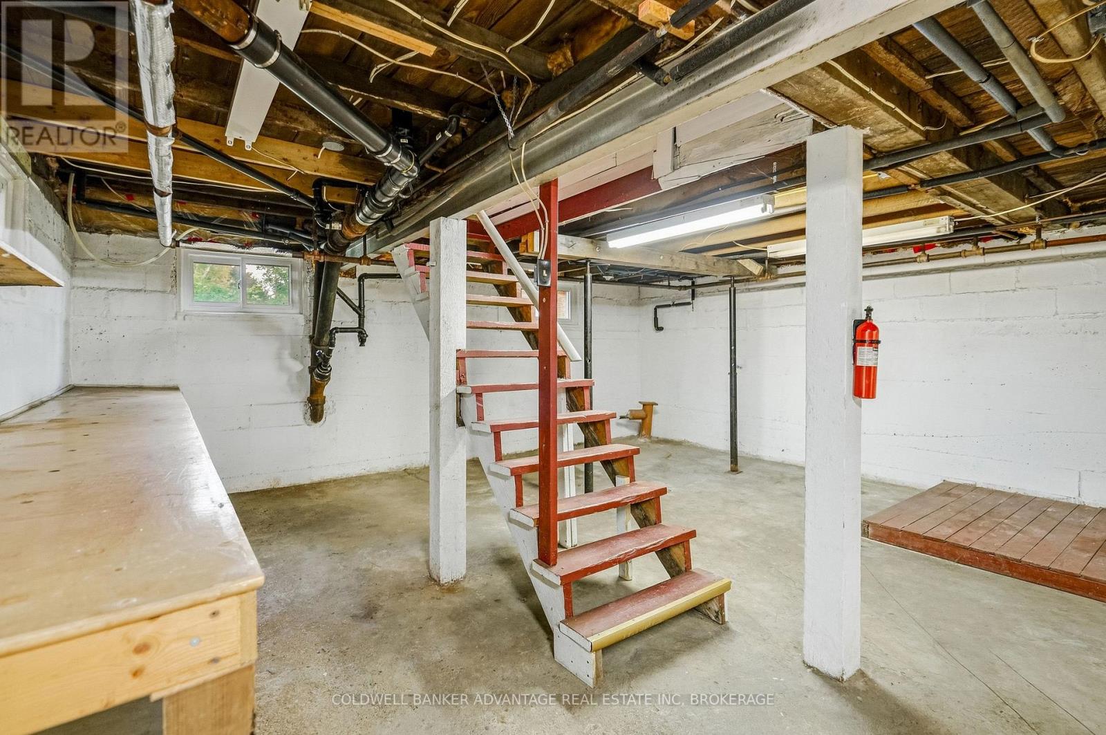 368 Niagara Street Property Photo 27