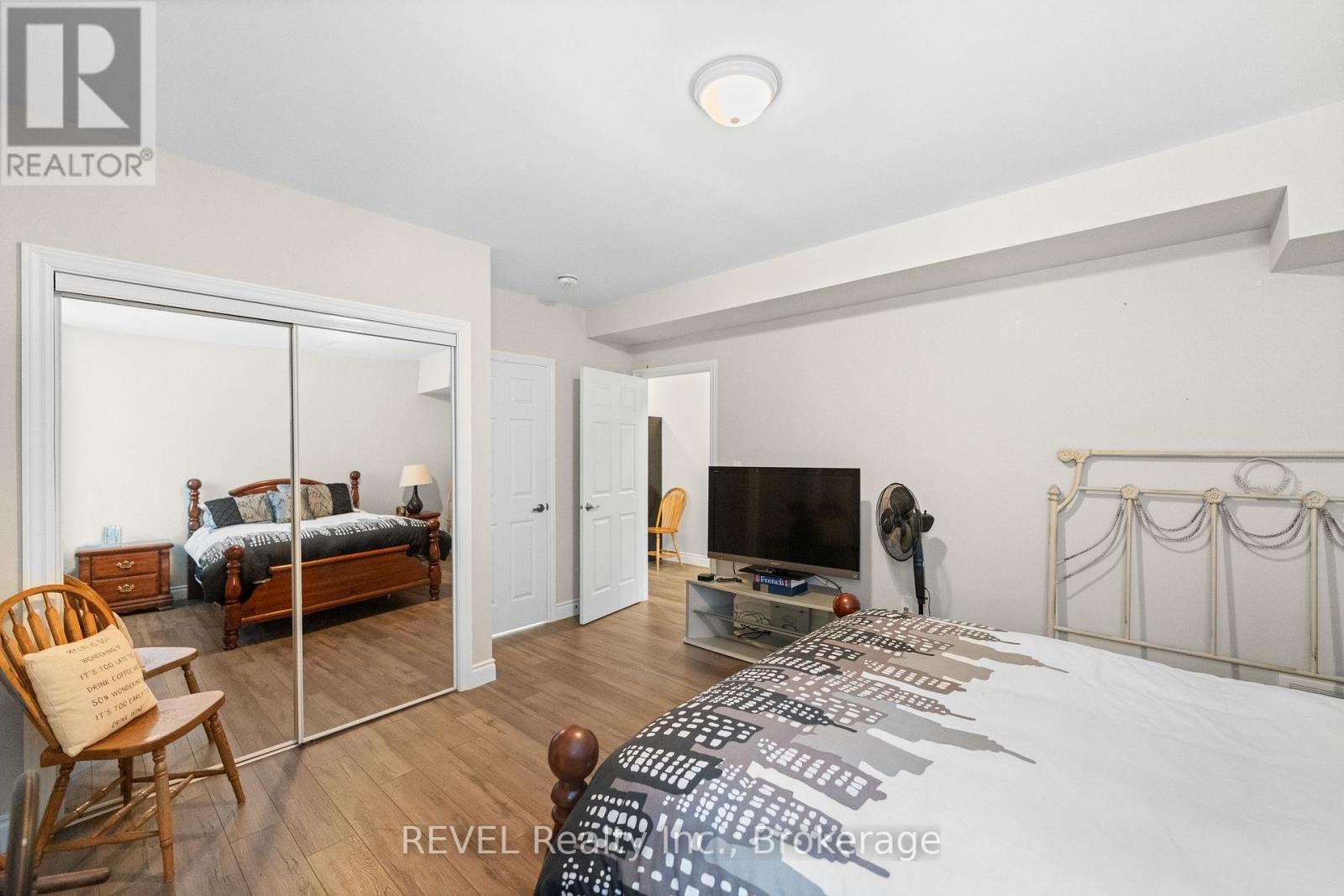 46 Philmori Boulevard Property Photo 11