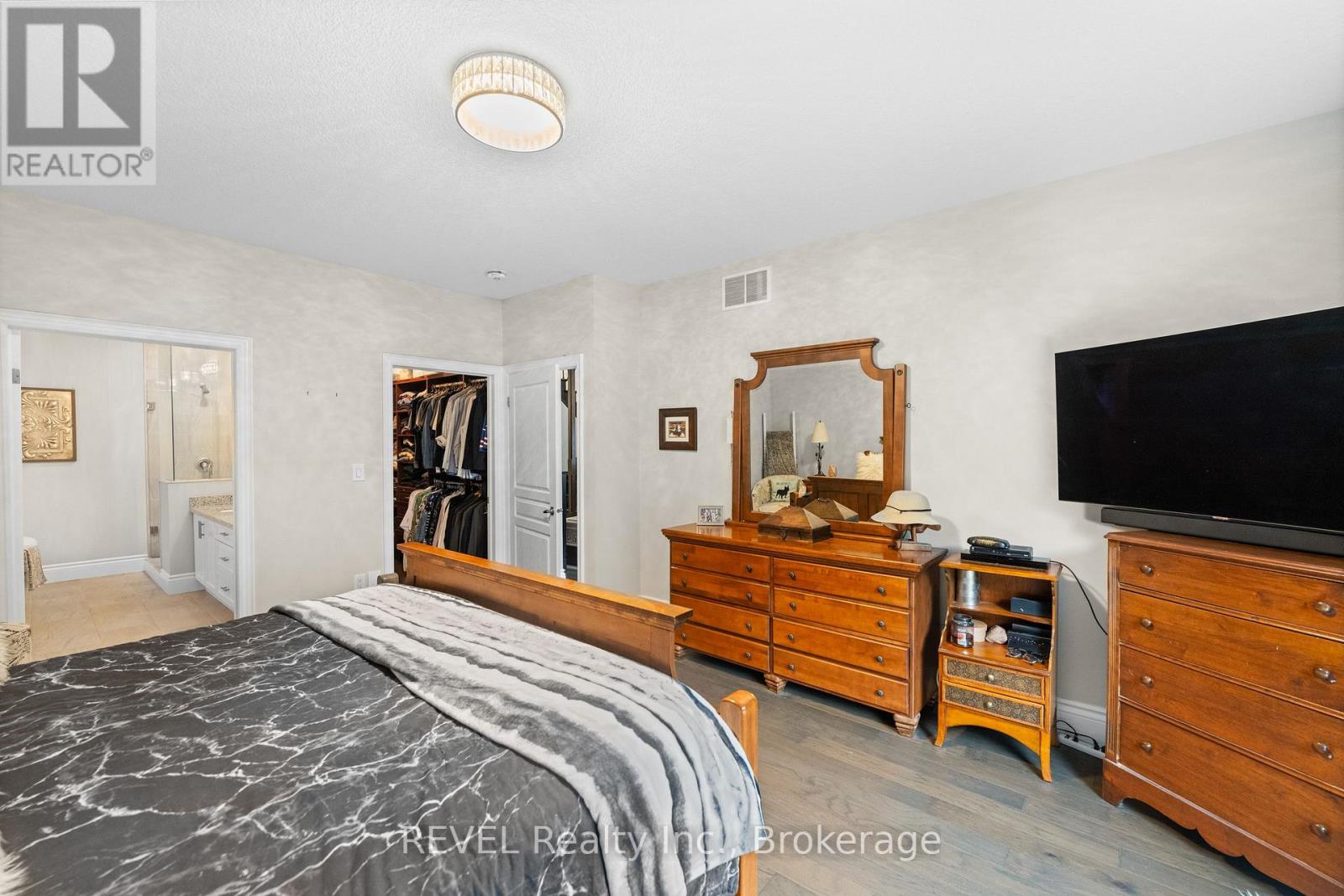 46 Philmori Boulevard Property Photo 32