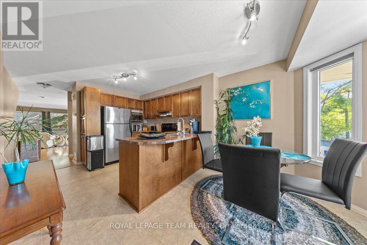 100 Bonfield Private Property Photo 3