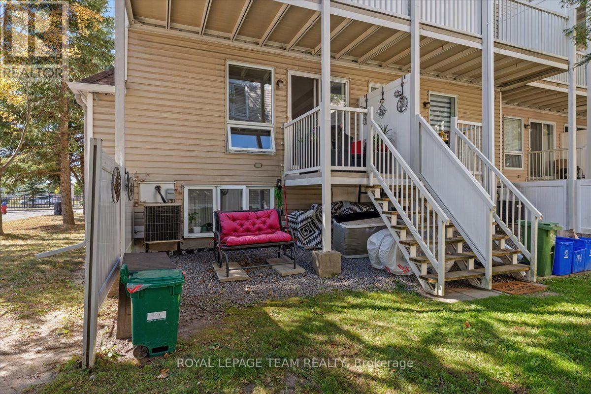 100 Bonfield Private Property Photo 19