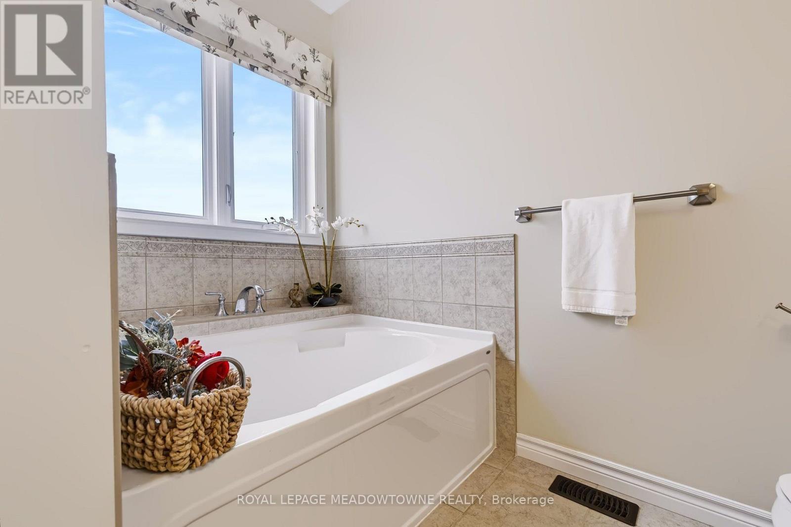50 Stewart Drive Property Photo 30