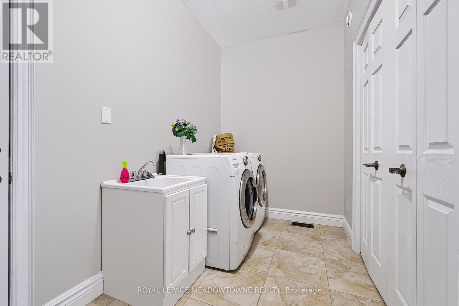 50 Stewart Drive Property Photo 36