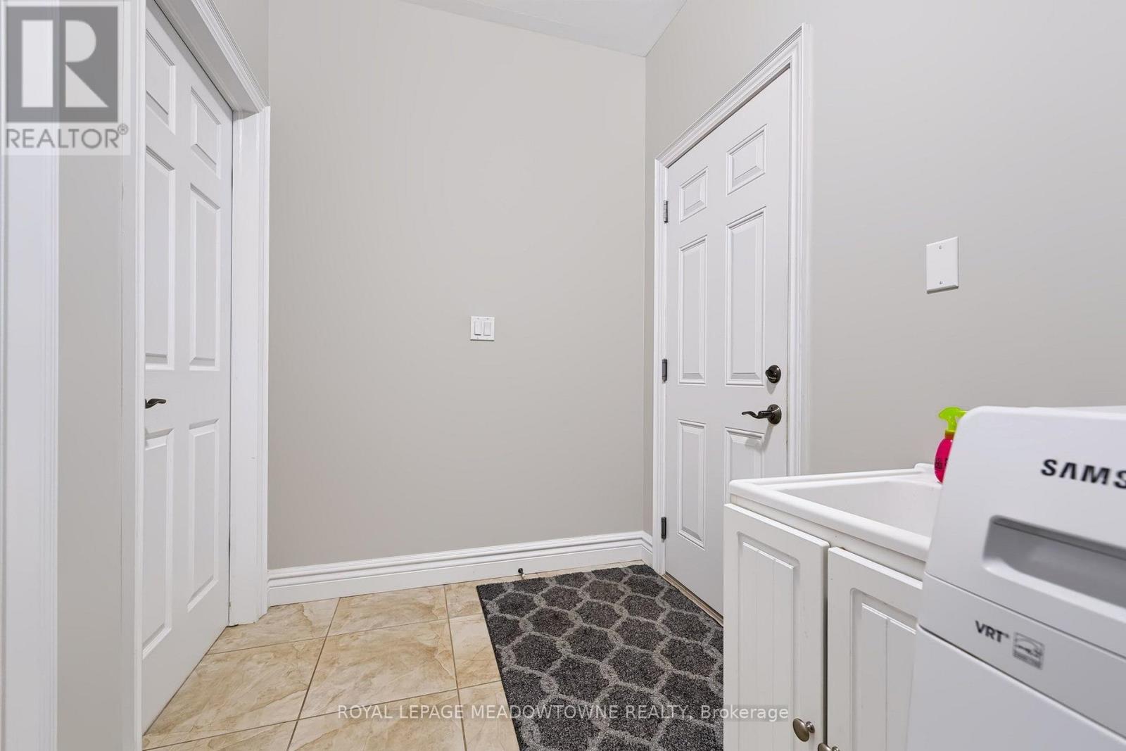50 Stewart Drive Property Photo 37