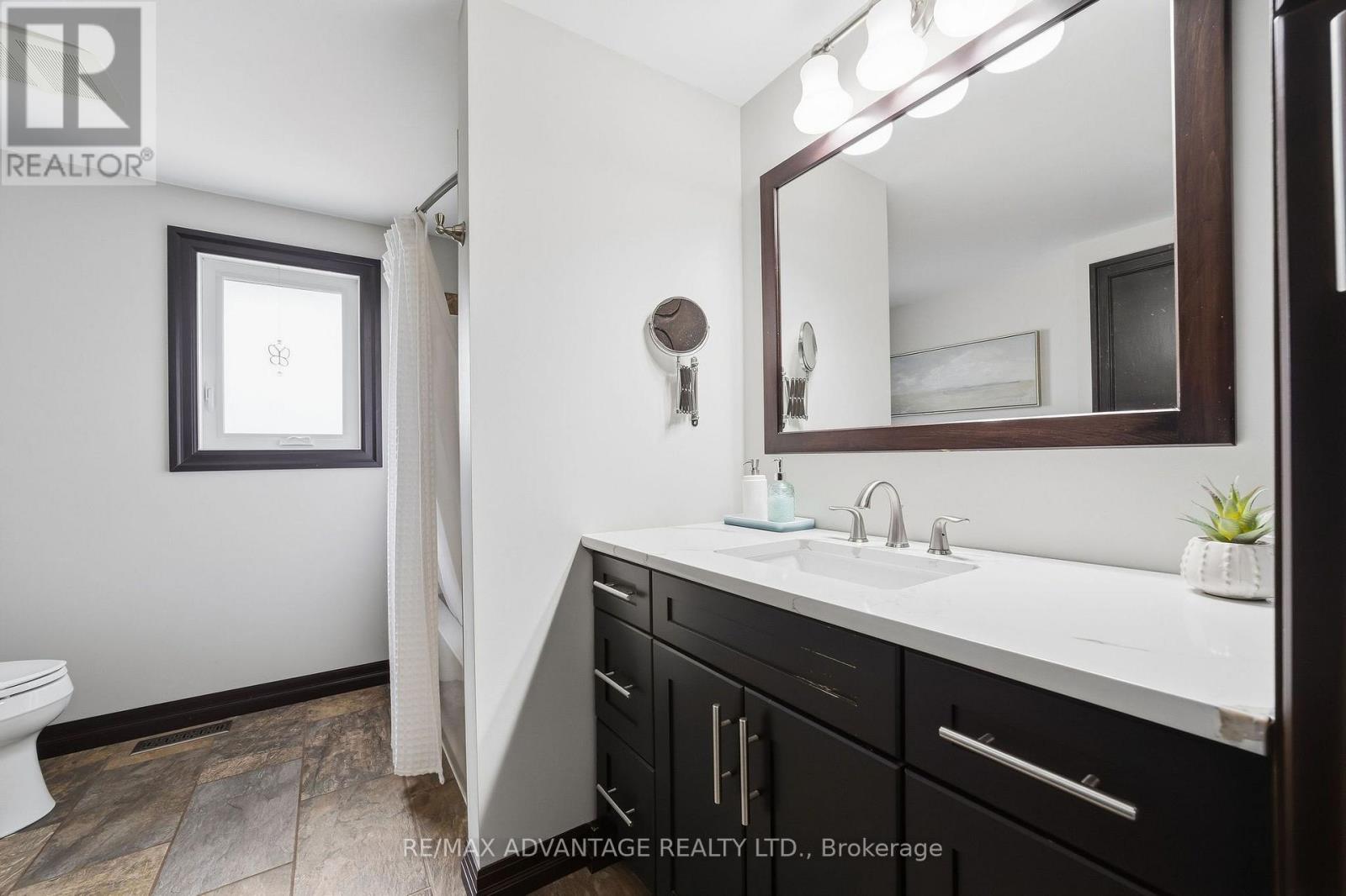 43 Lynngate Grove Property Photo 21