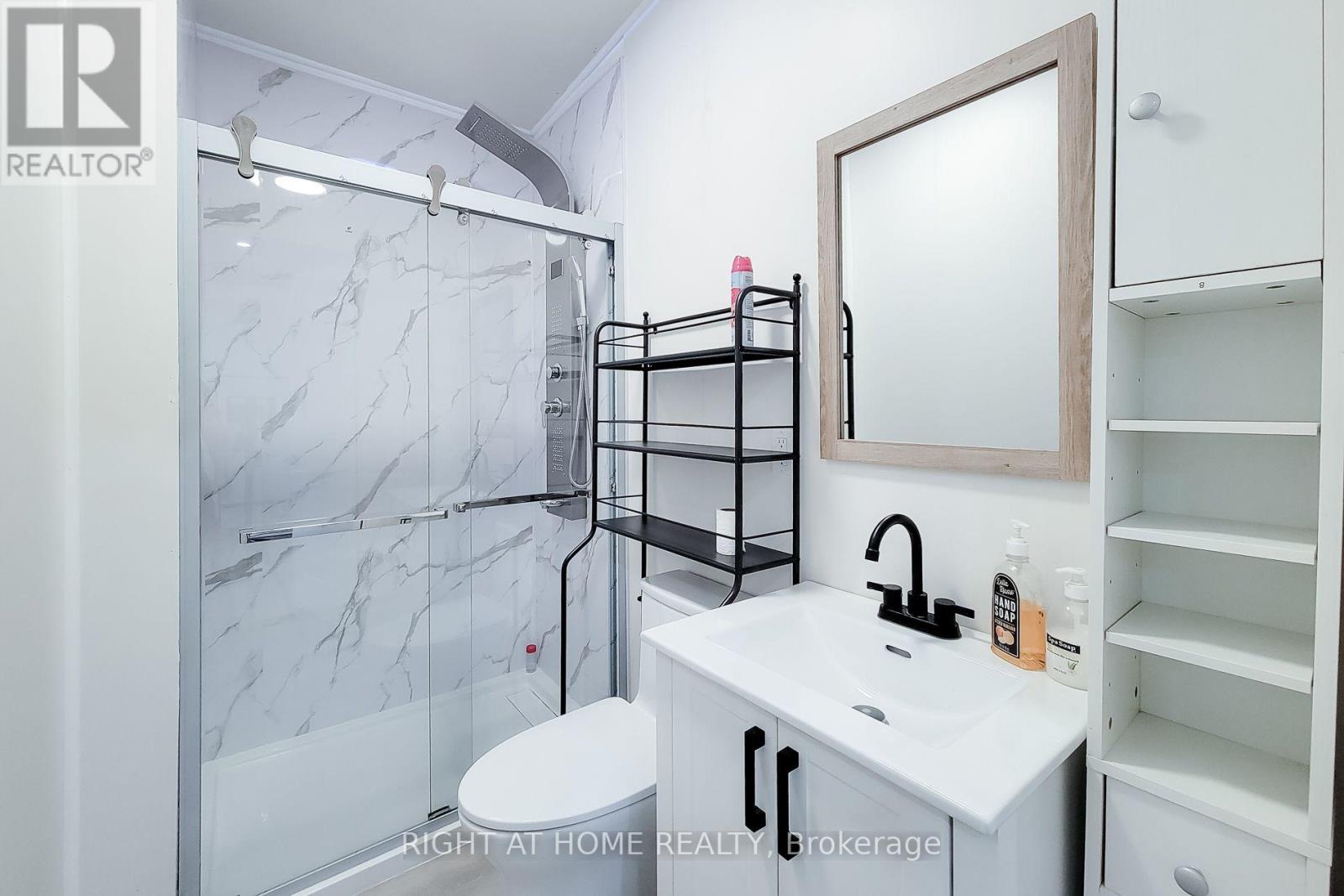 78 Hillyard Street E Property Photo 30