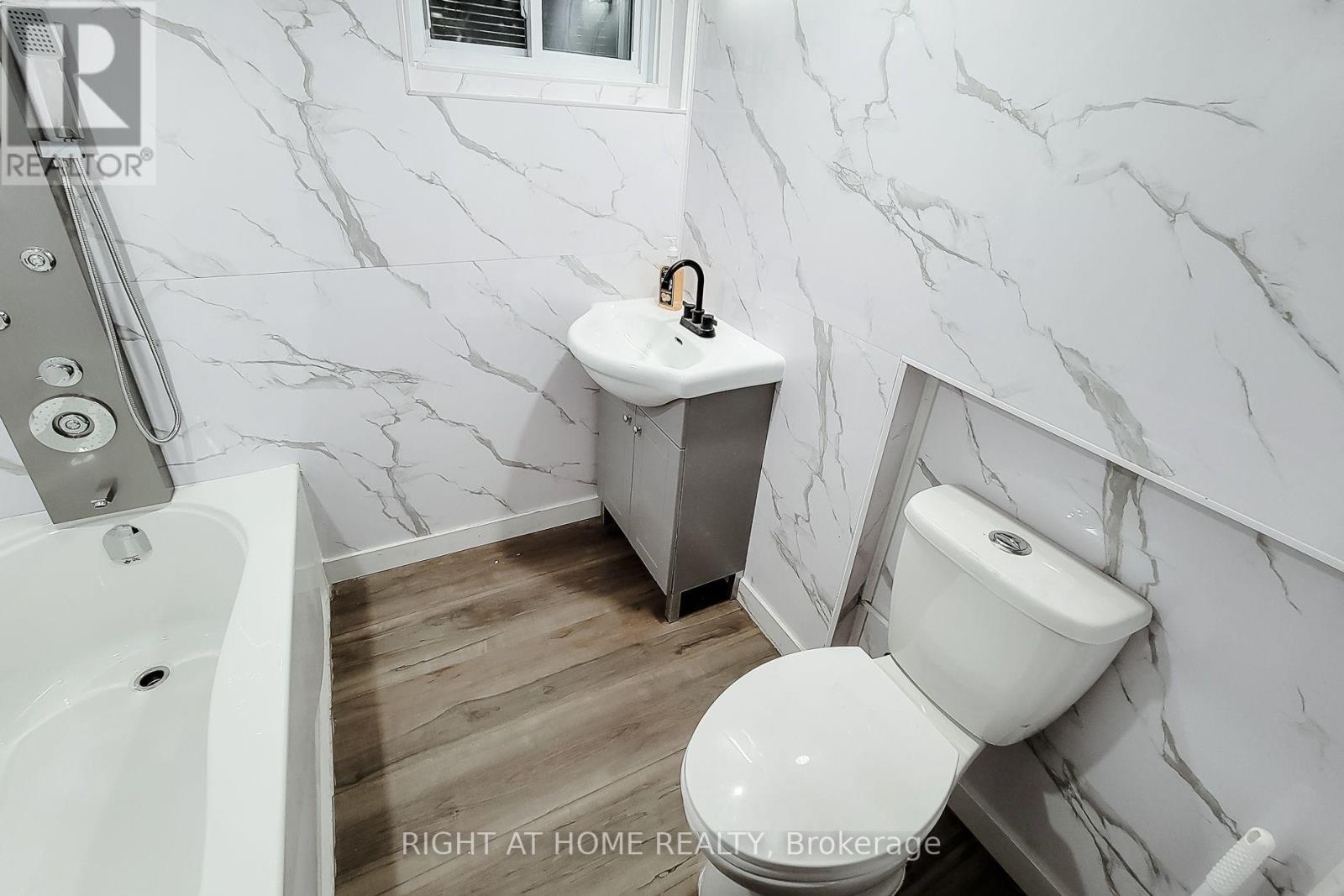 78 Hillyard Street E Property Photo 38