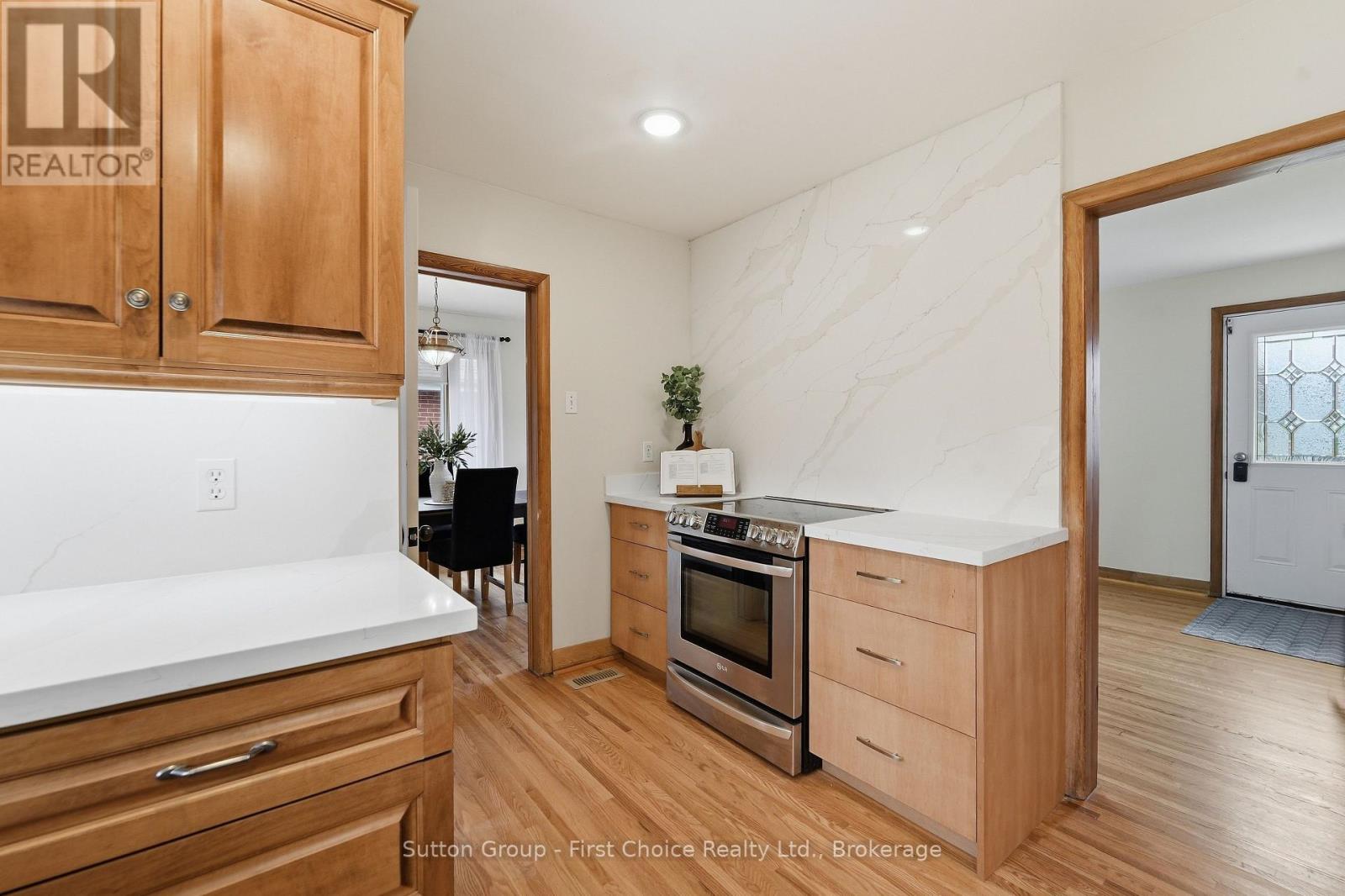 151 Woods Street Property Photo 14