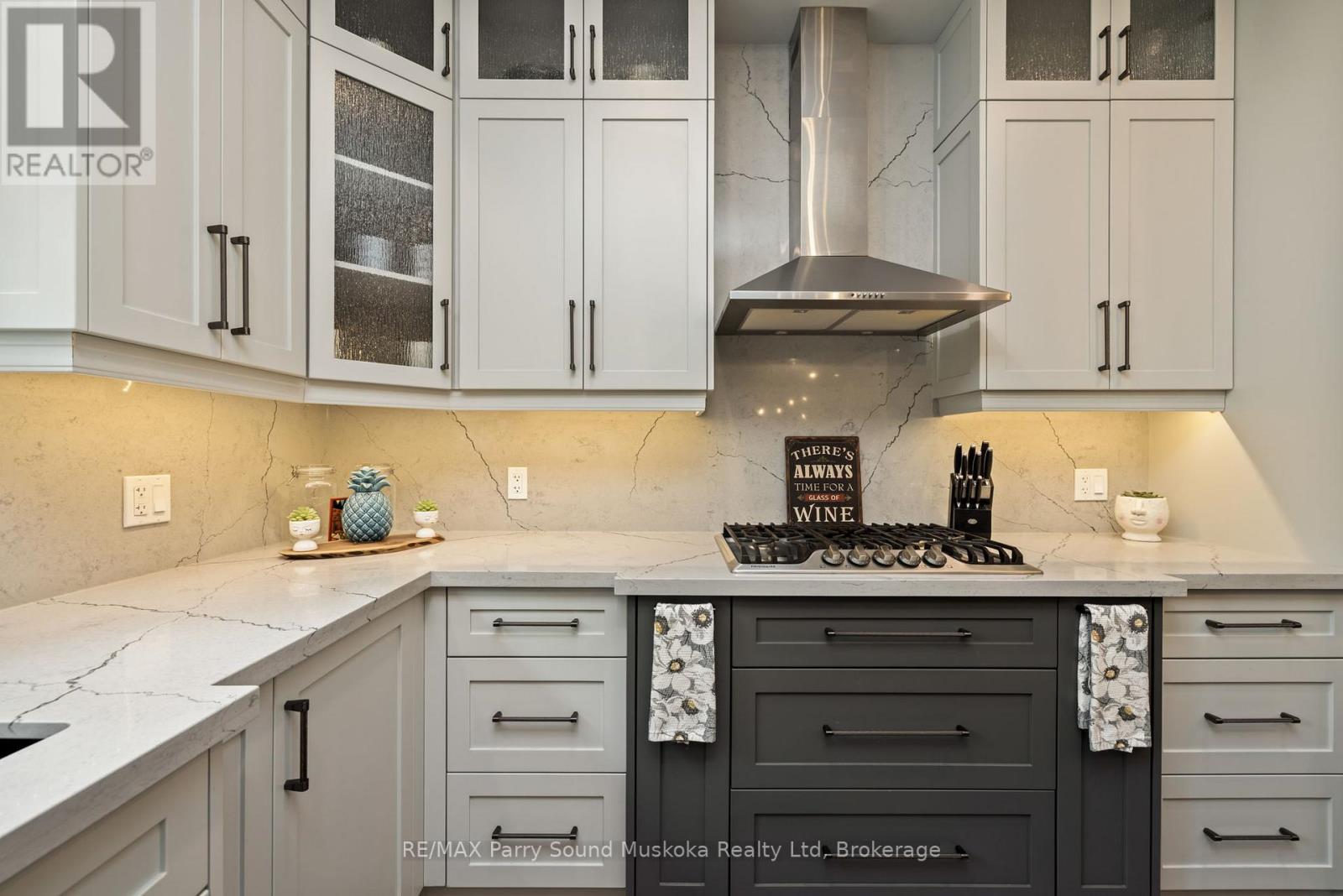 270 Nobel Road Property Photo 12