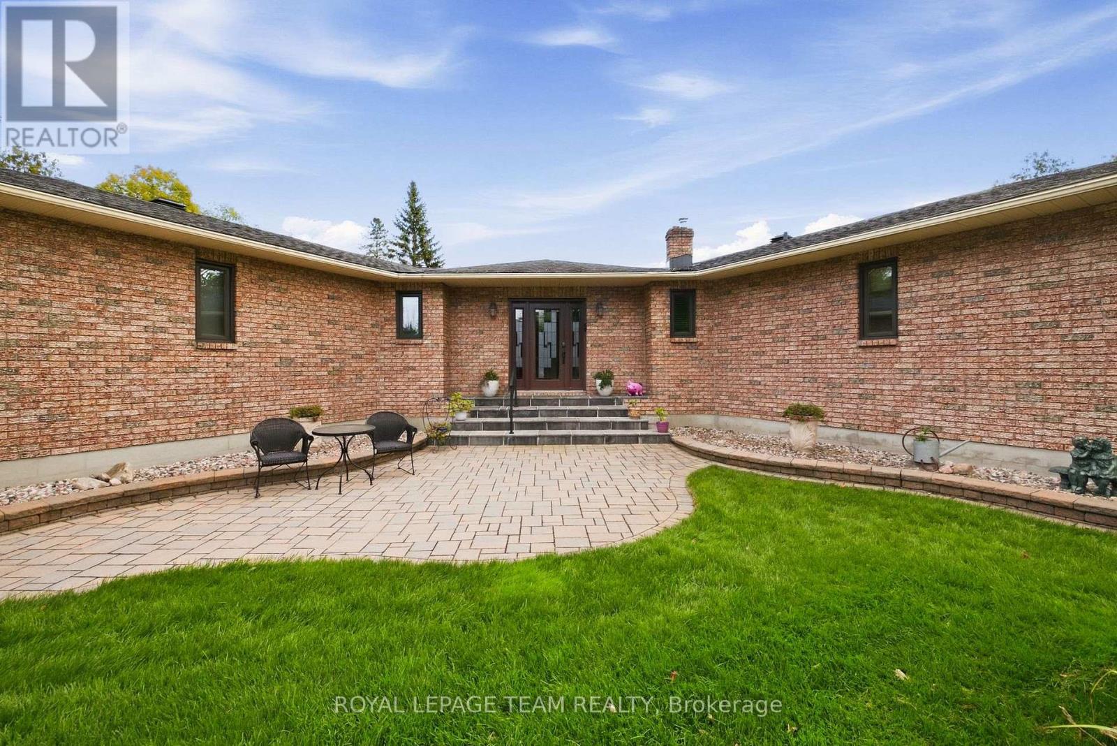 6100 Gough Road Property Photo 2