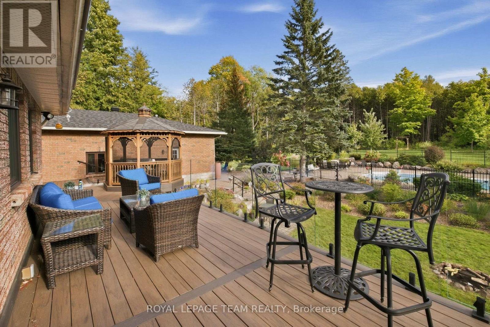 6100 Gough Road Property Photo 32