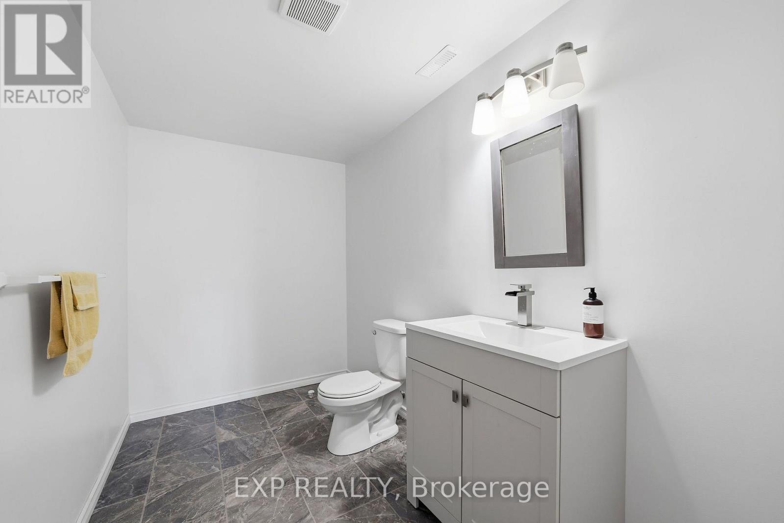 1 - 10038 Oxbow Drive Property Photo 25