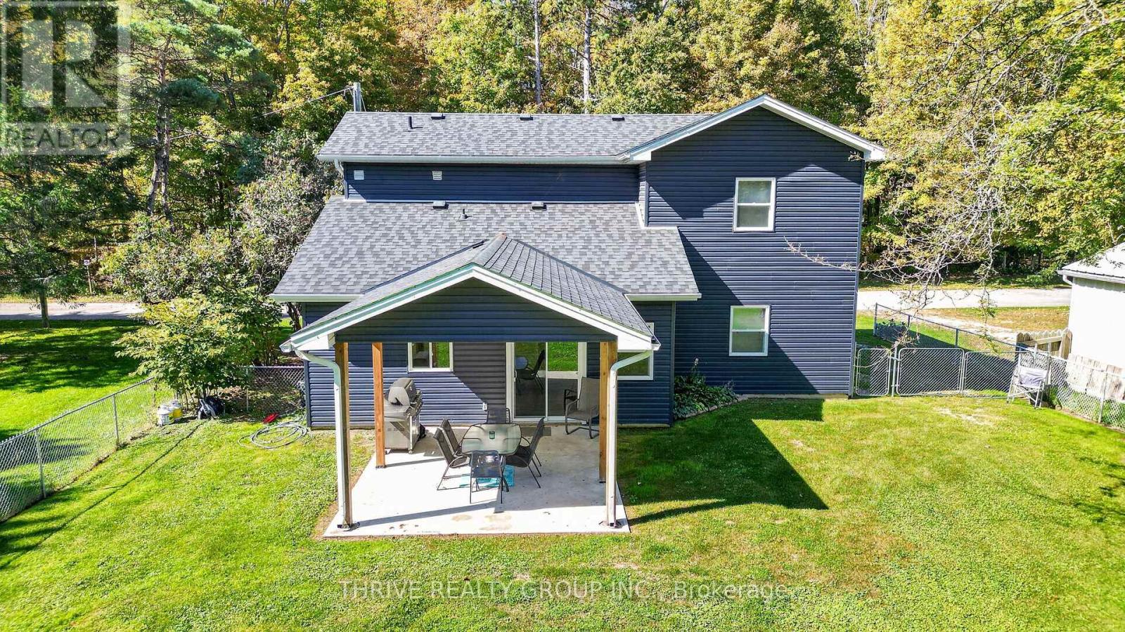 6 Addison Street Property Photo 24