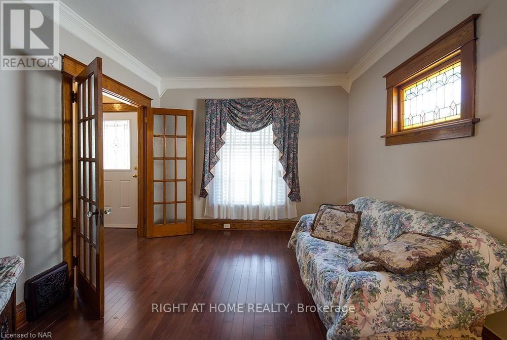 5266 Heywood Avenue Property Photo 3