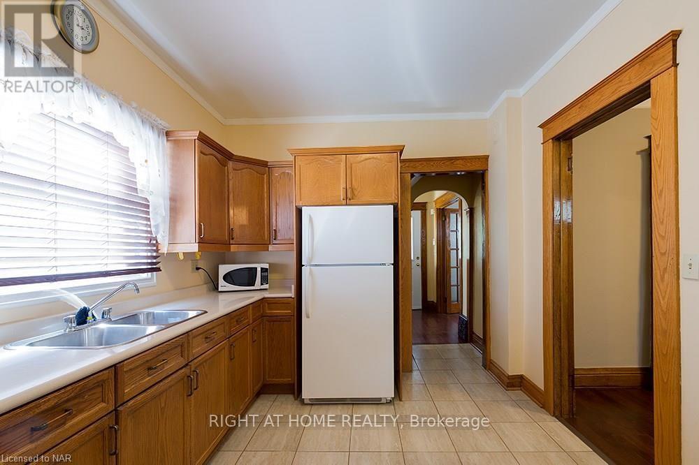 5266 Heywood Avenue Property Photo 5