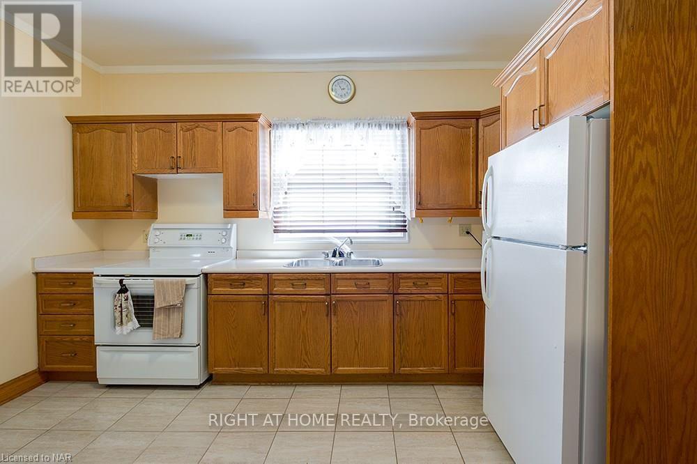 5266 Heywood Avenue Property Photo 6