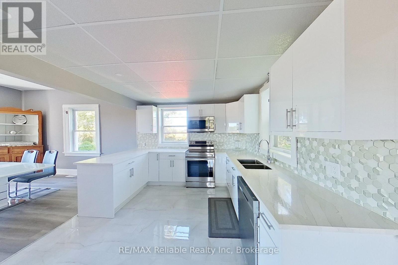 79888 Bluewater Highway Property Photo 23