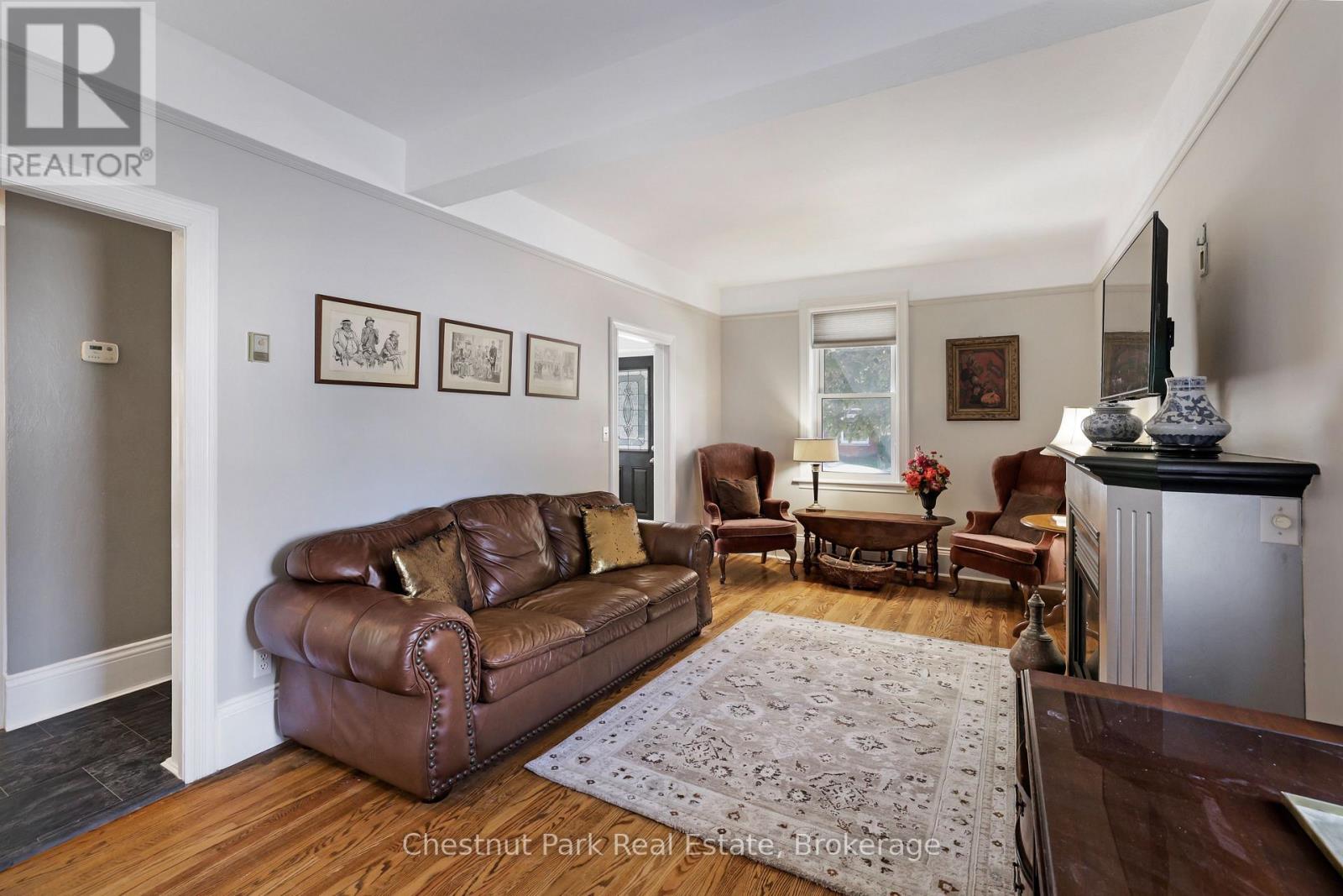 755 4th Avenue E Property Photo 8