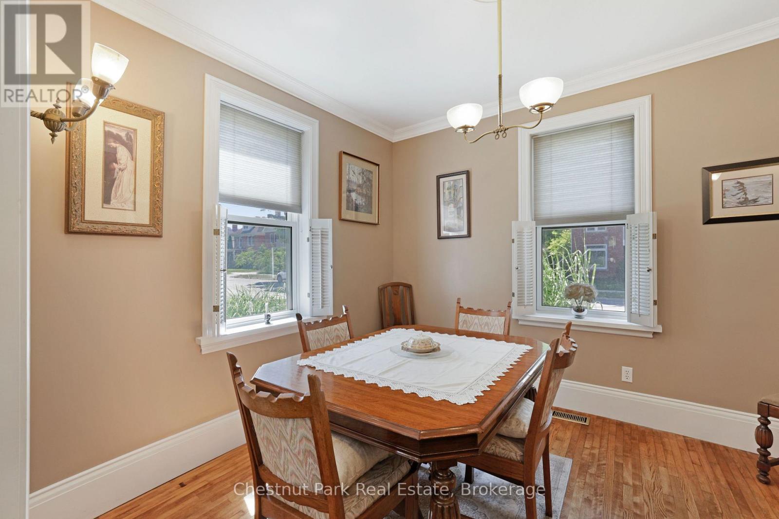 755 4th Avenue E Property Photo 11