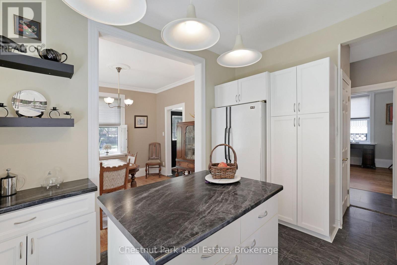 755 4th Avenue E Property Photo 20