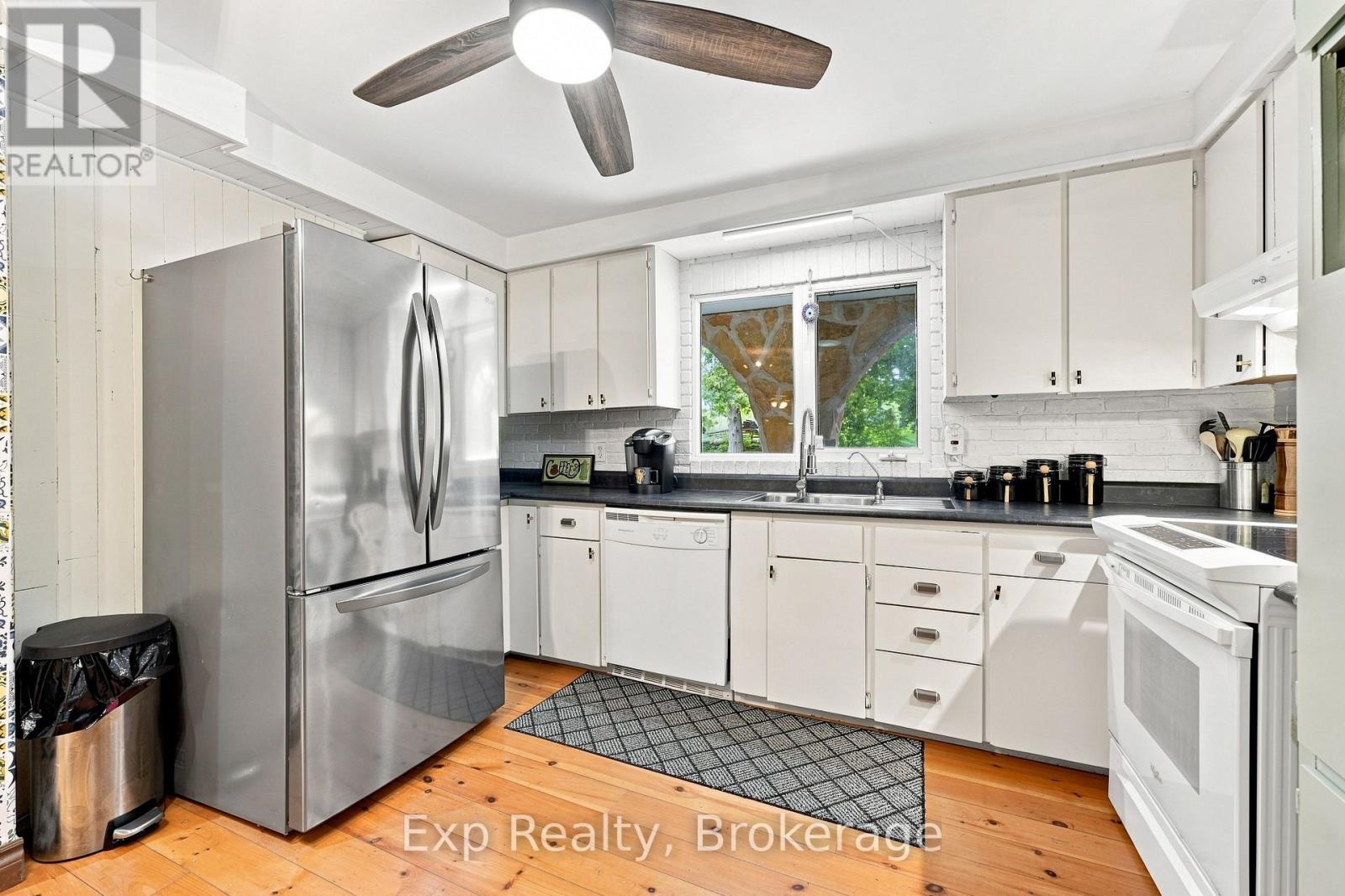 587 Scuttlehole Road Property Photo 7