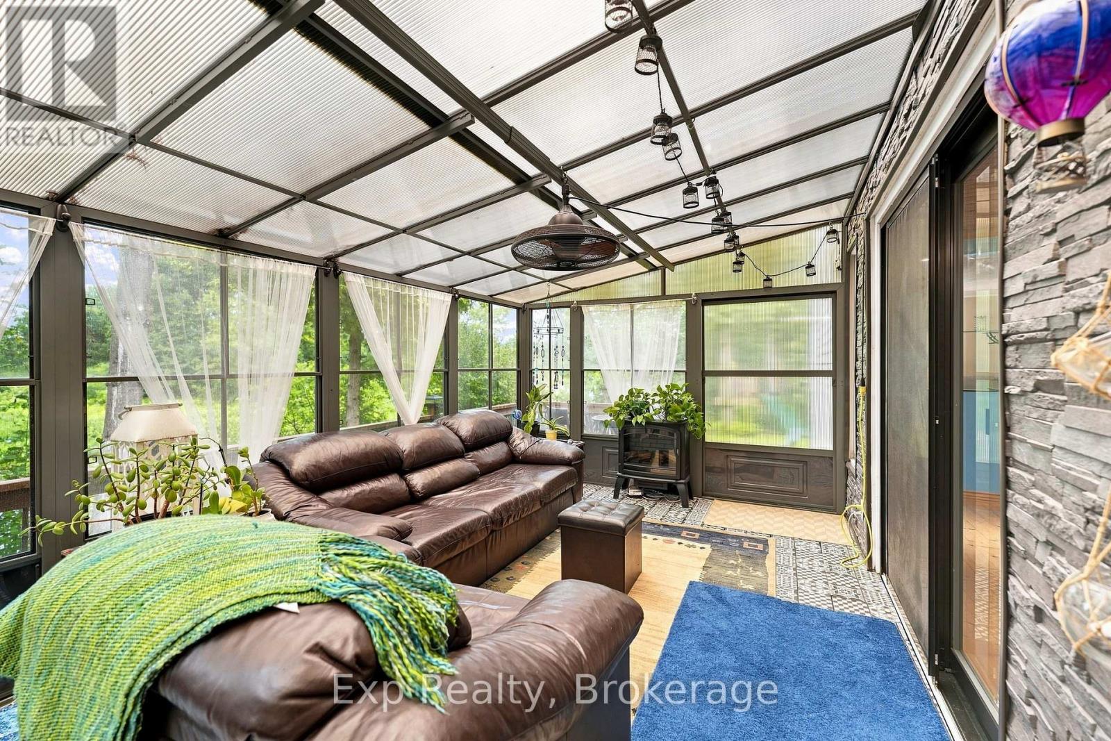 587 Scuttlehole Road Property Photo 19