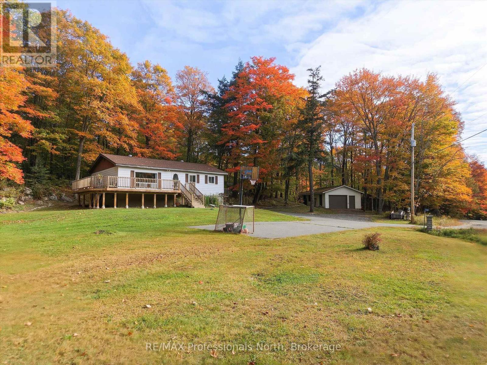 4226 Aspdin Road Property Photo 3