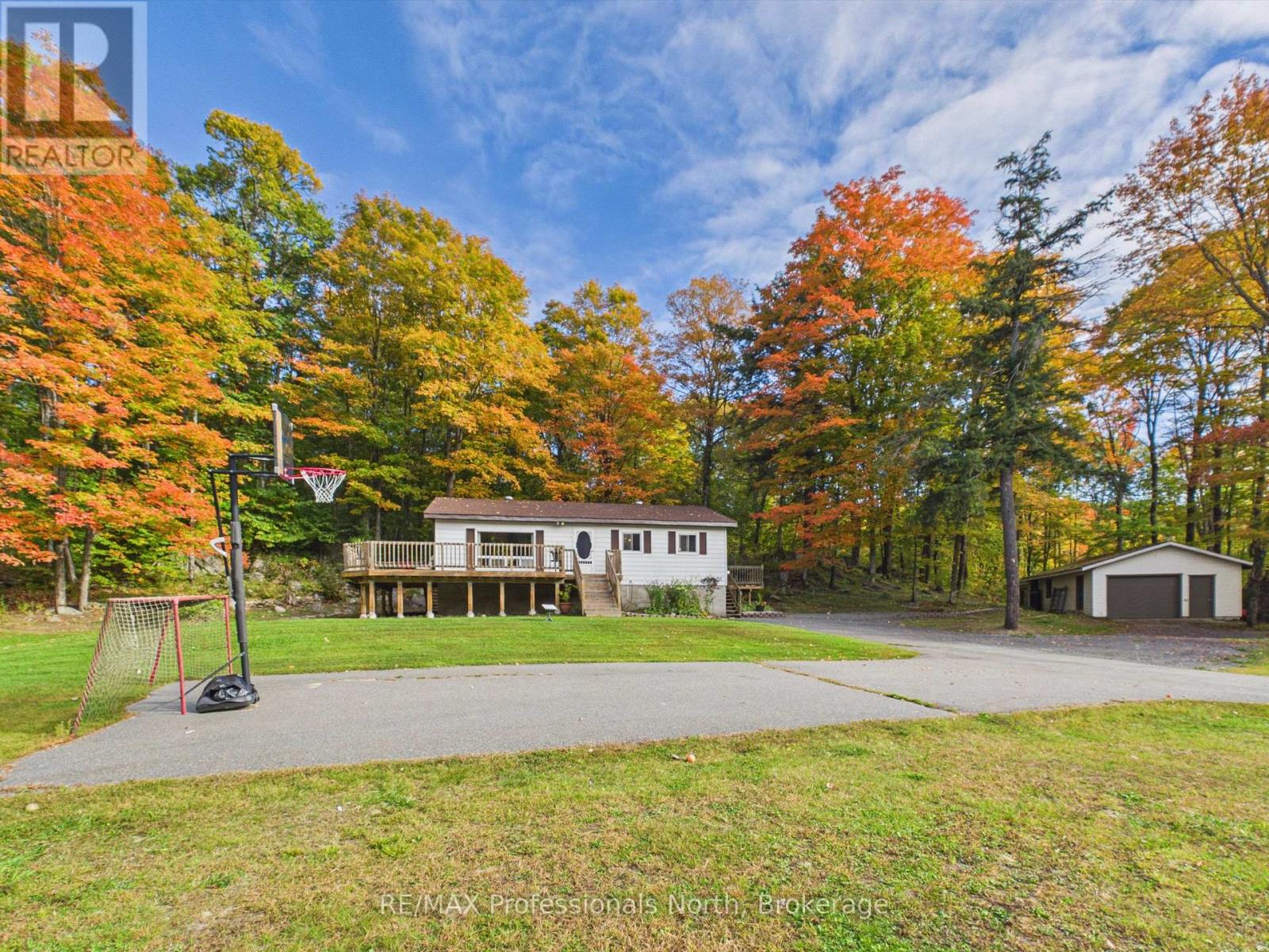 4226 Aspdin Road Property Photo 4