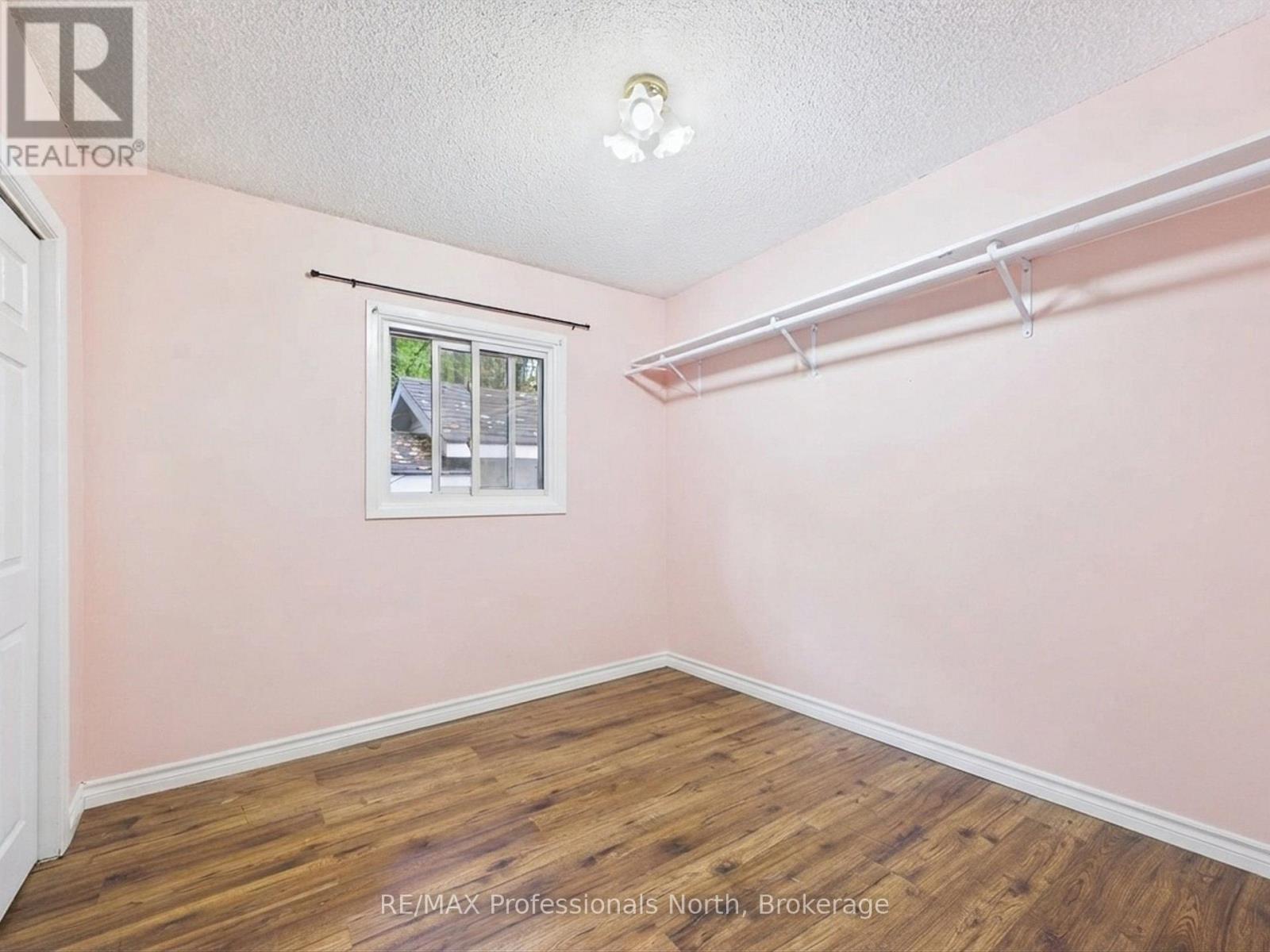4226 Aspdin Road Property Photo 16