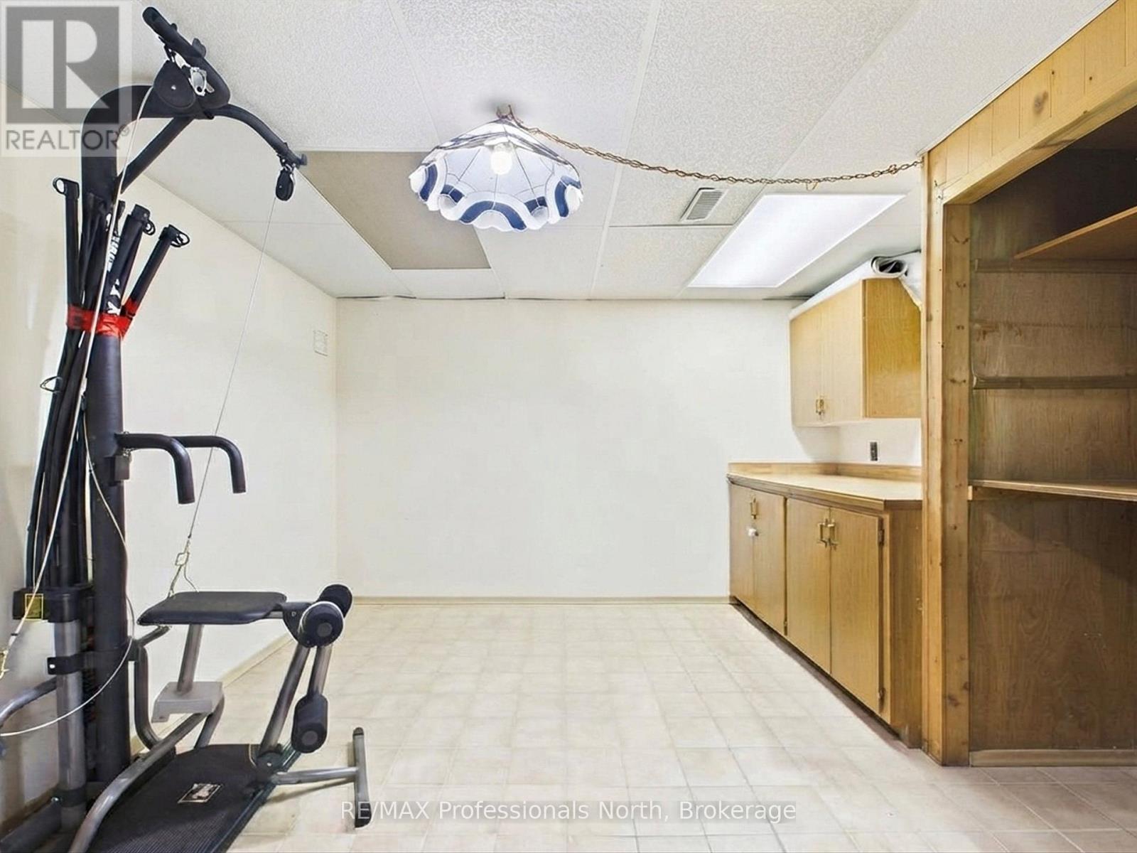 4226 Aspdin Road Property Photo 26