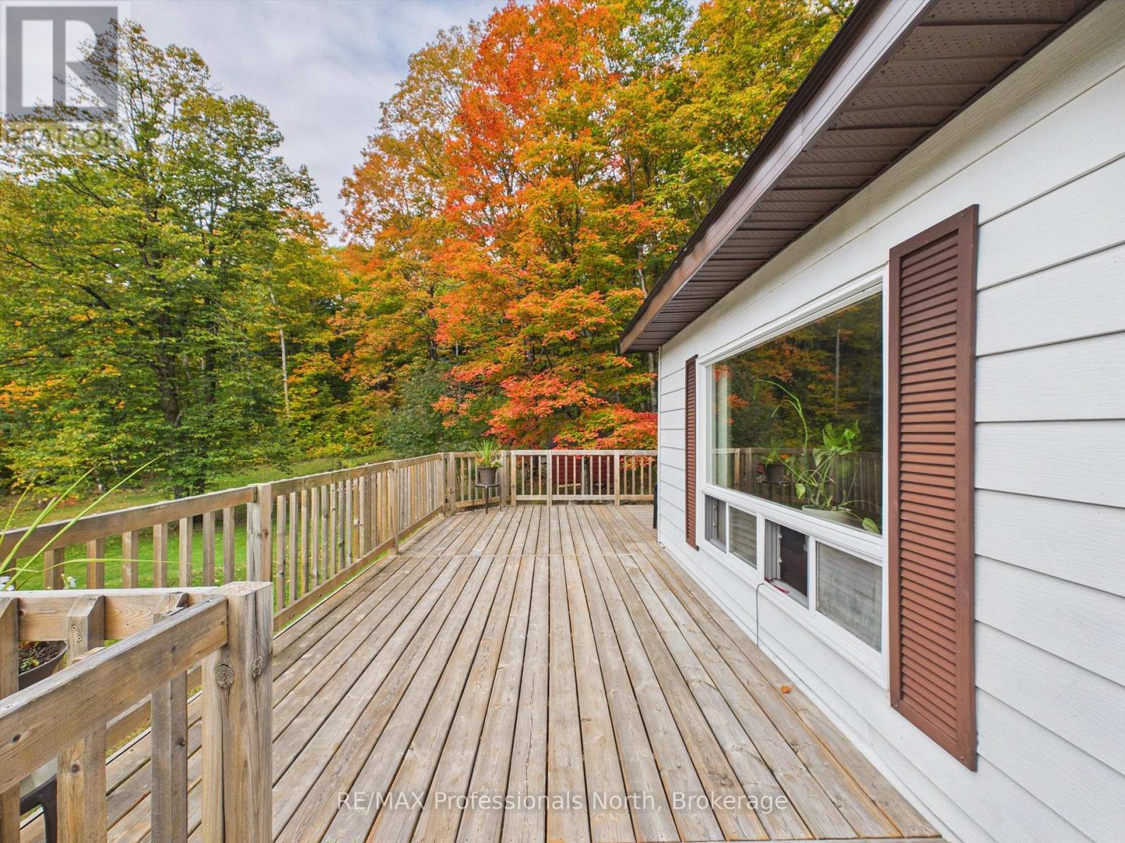 4226 Aspdin Road Property Photo 28