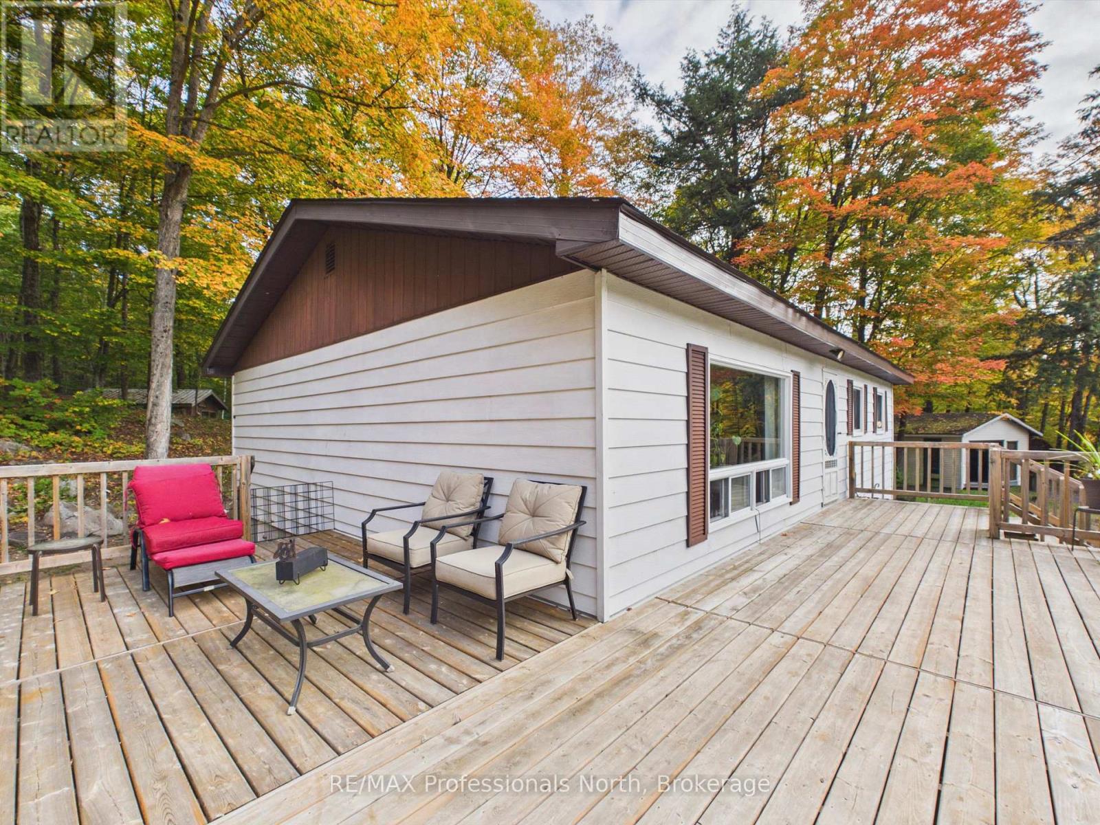 4226 Aspdin Road Property Photo 30