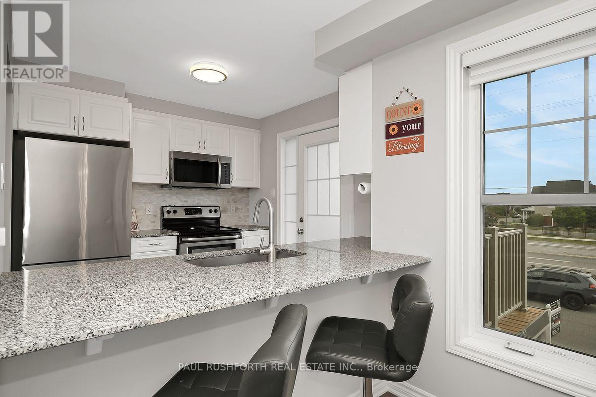 375 Sweetfern Crescent Property Photo 11
