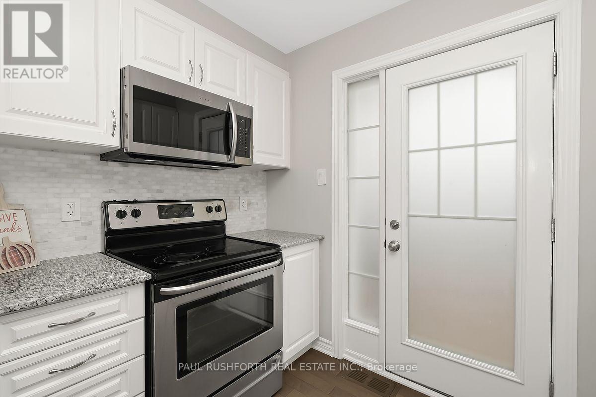 375 Sweetfern Crescent Property Photo 13