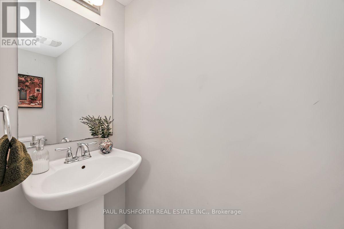 375 Sweetfern Crescent Property Photo 15