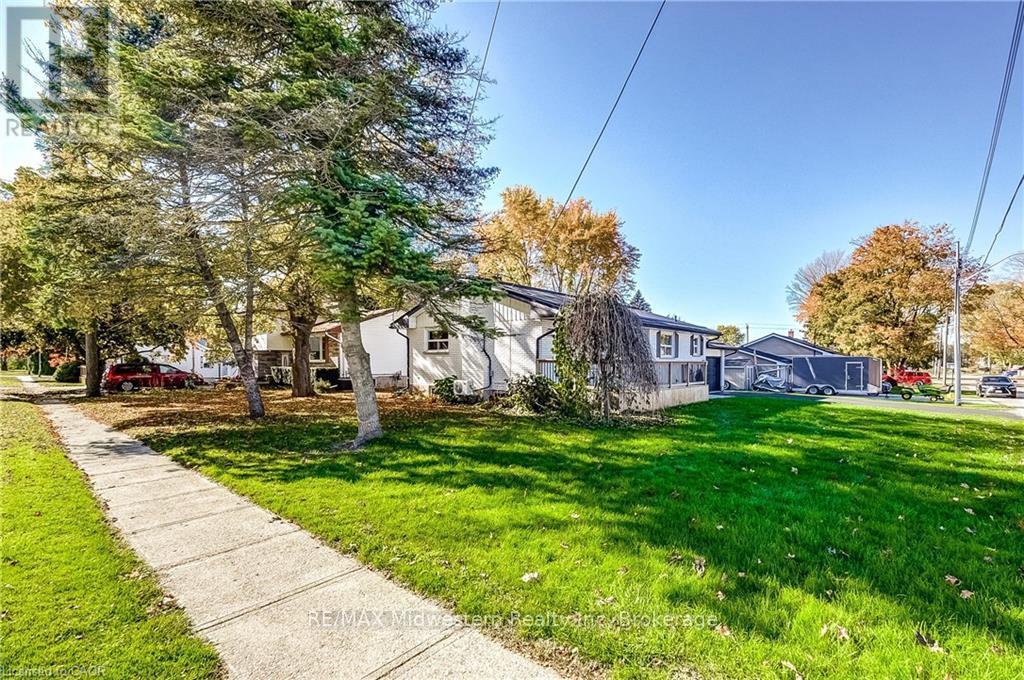 480 Cavan Street Property Photo 6