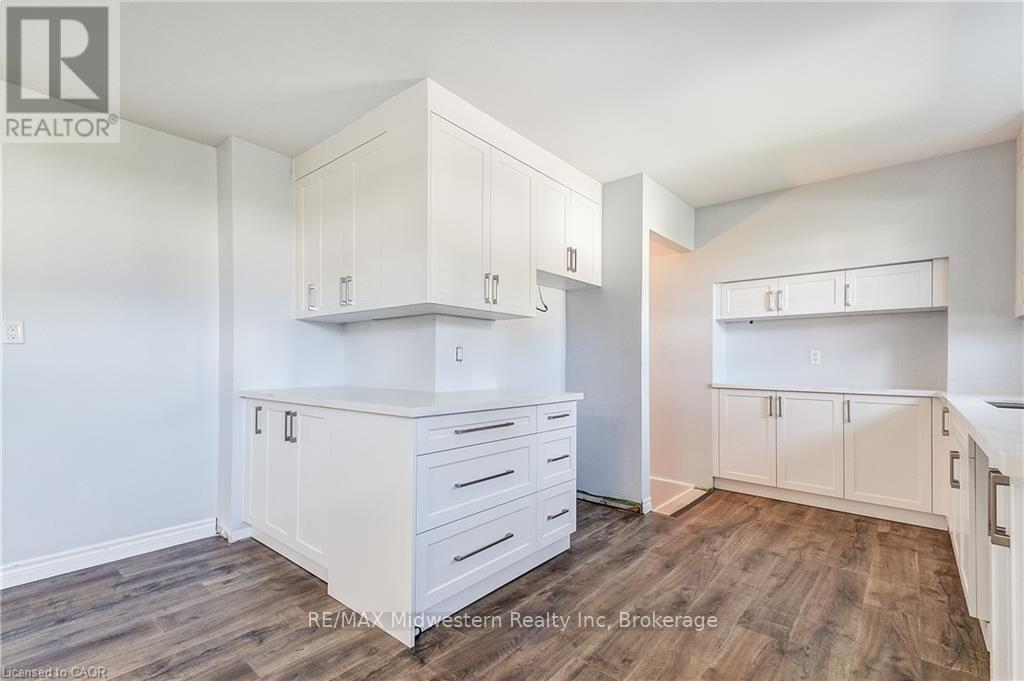 480 Cavan Street Property Photo 13