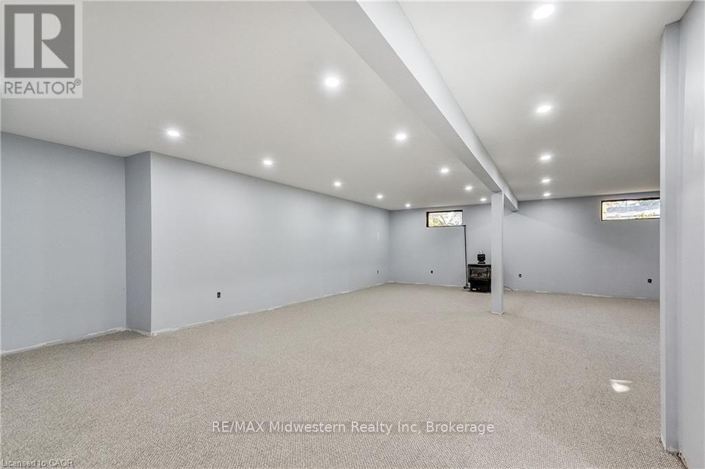 480 Cavan Street Property Photo 17