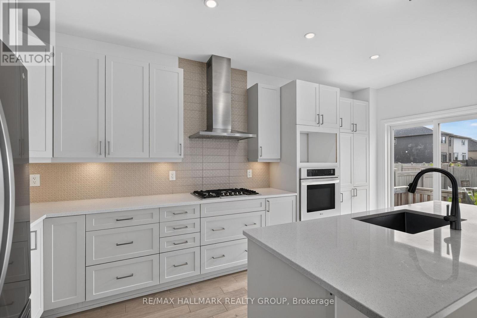 149 Minikan Street Property Photo 10