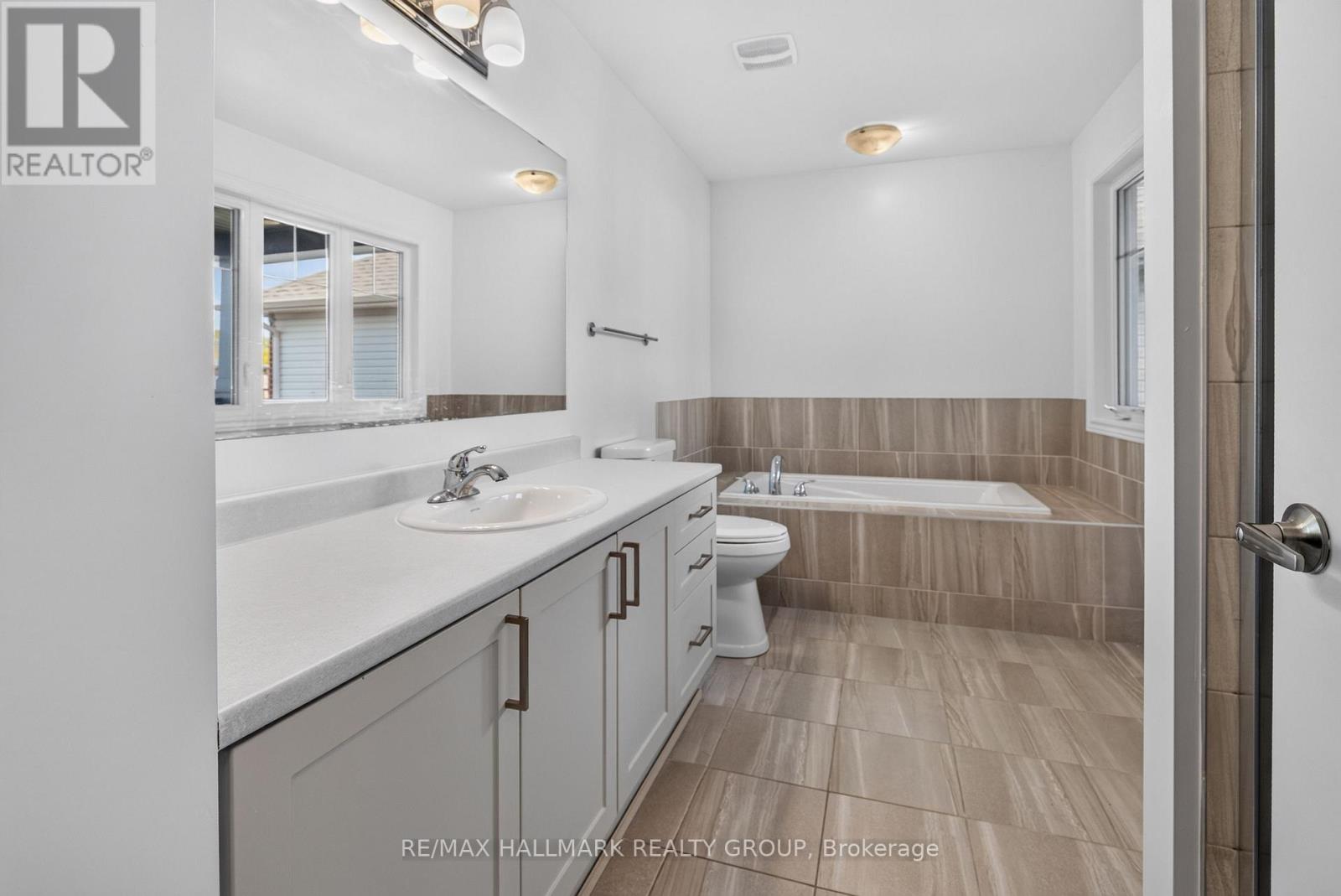 149 Minikan Street Property Photo 25