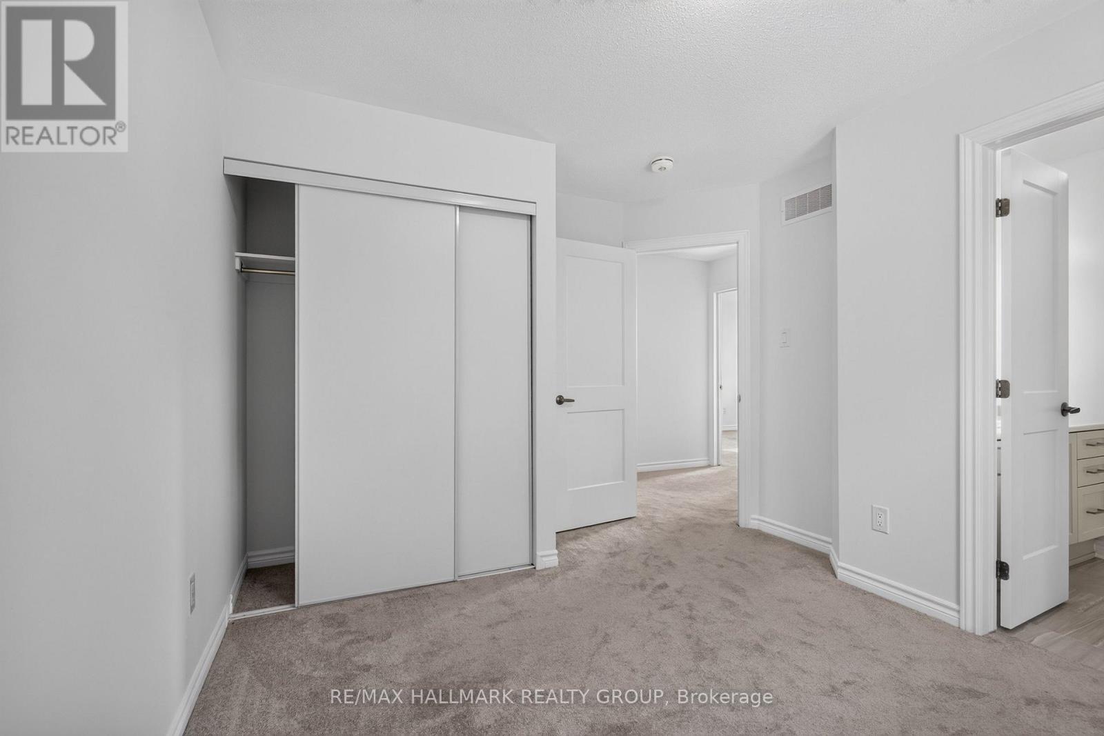 149 Minikan Street Property Photo 37