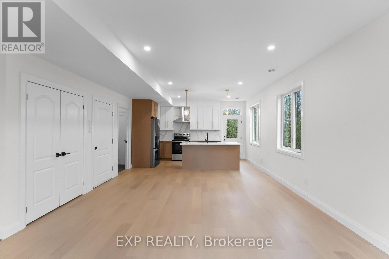 1 - 4271 Fifth Avenue Property Photo 6