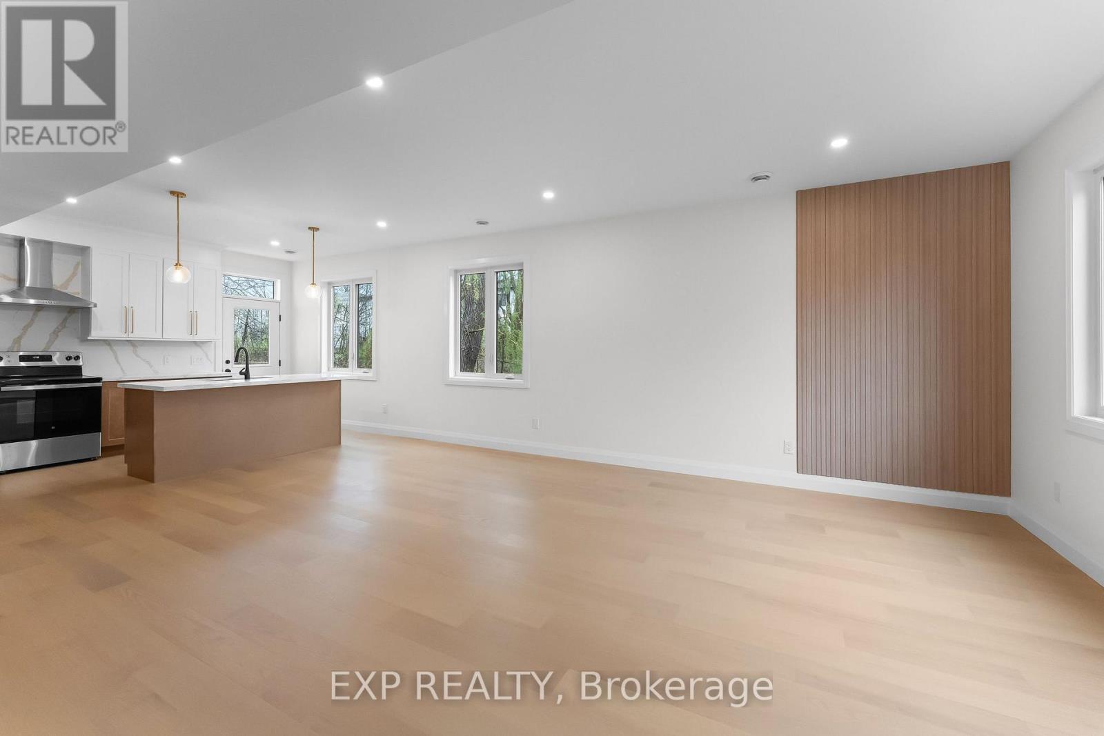 1 - 4271 Fifth Avenue Property Photo 8